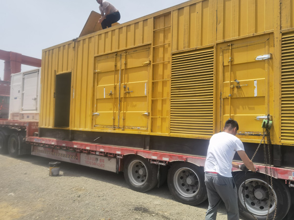 邯山发电机出租100KW发电机需要什么规格的电缆线？